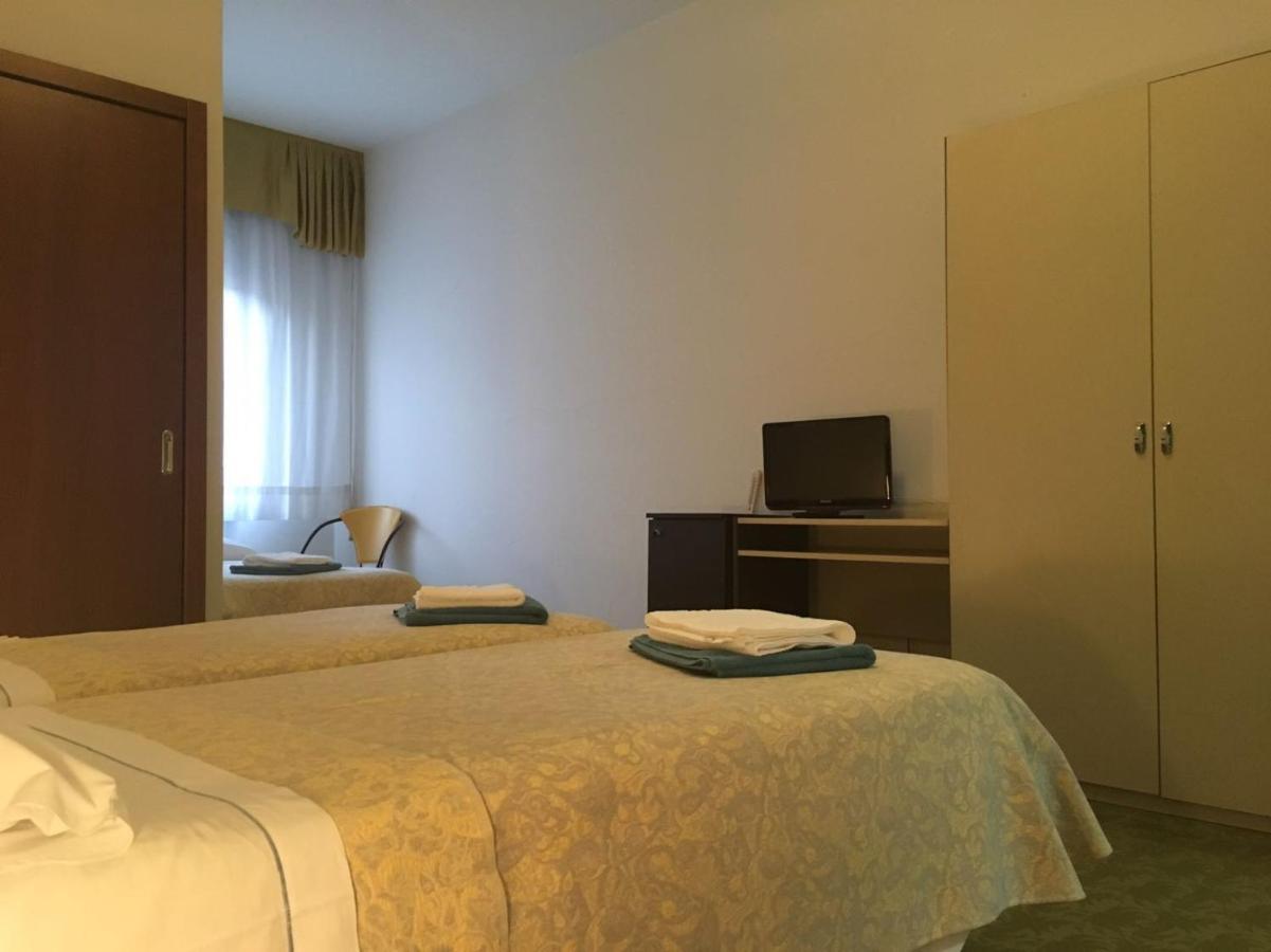 Hotel Centrale Este Kültér fotó