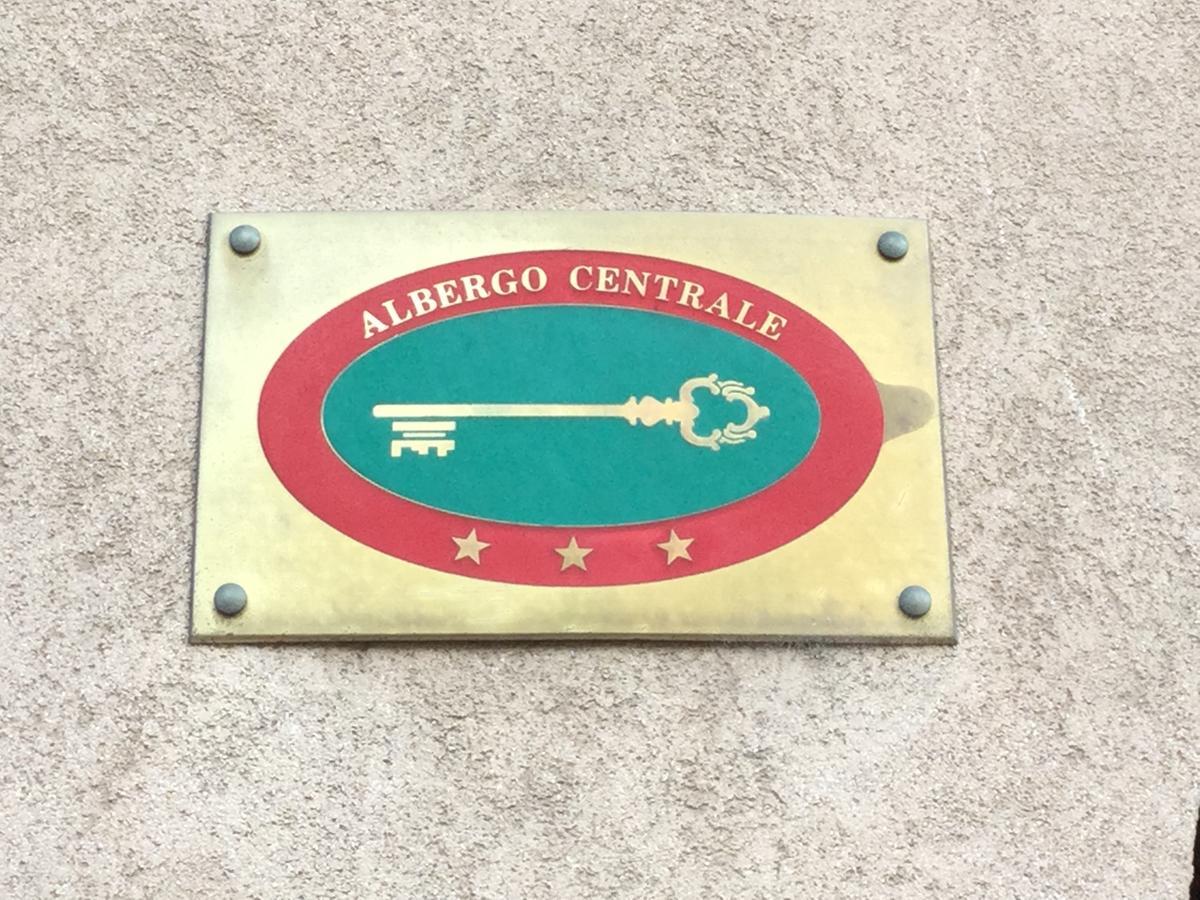 Hotel Centrale Este Kültér fotó