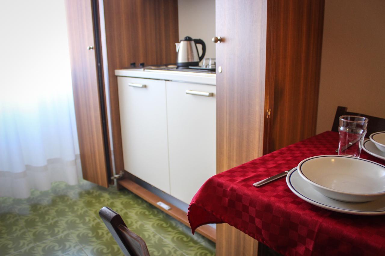 Hotel Centrale Este Kültér fotó