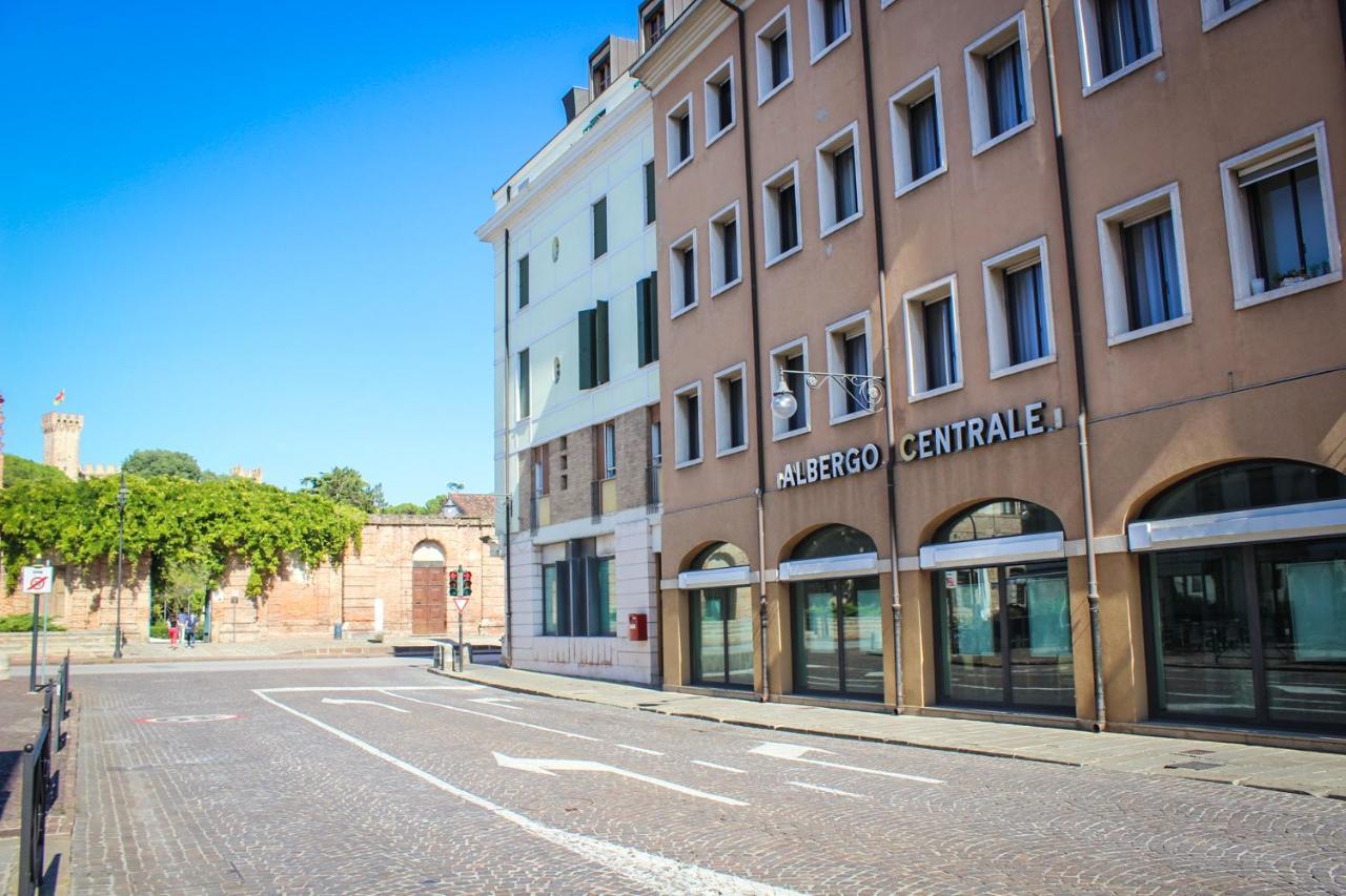 Hotel Centrale Este Kültér fotó